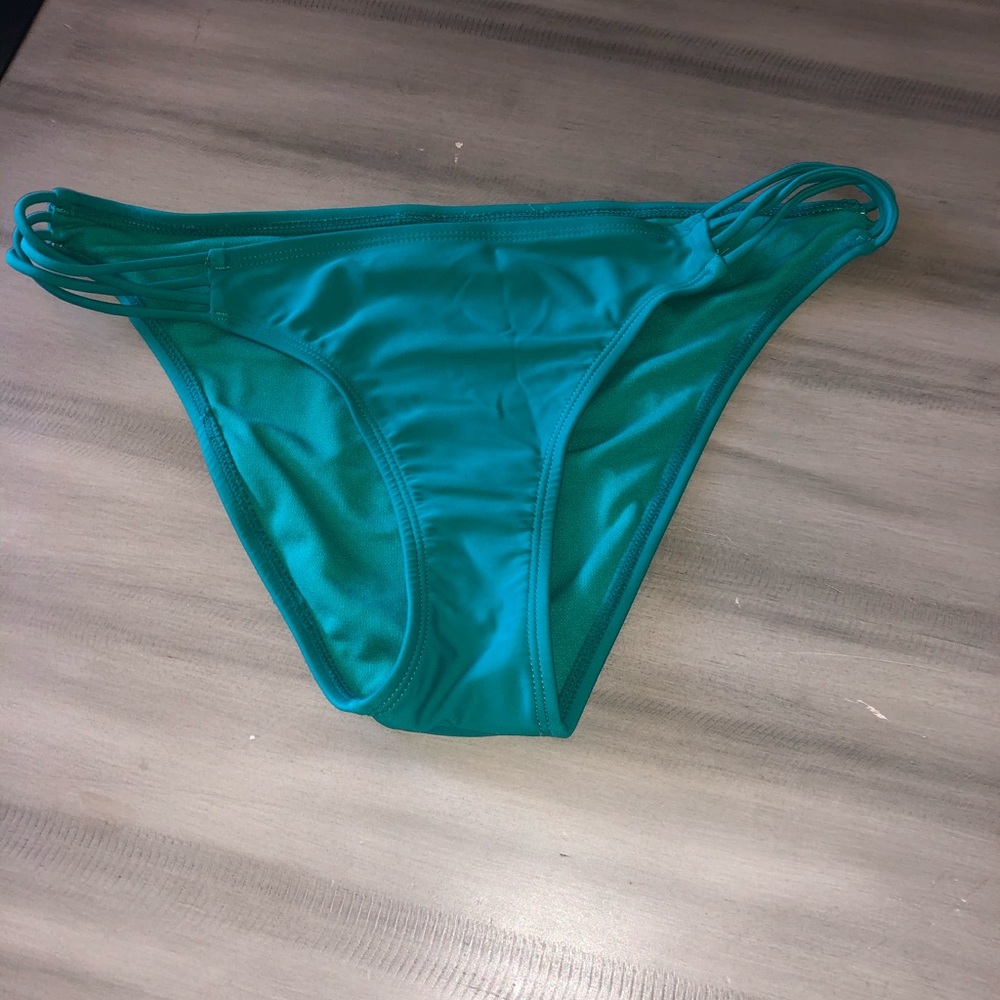 Swim suit bottoms